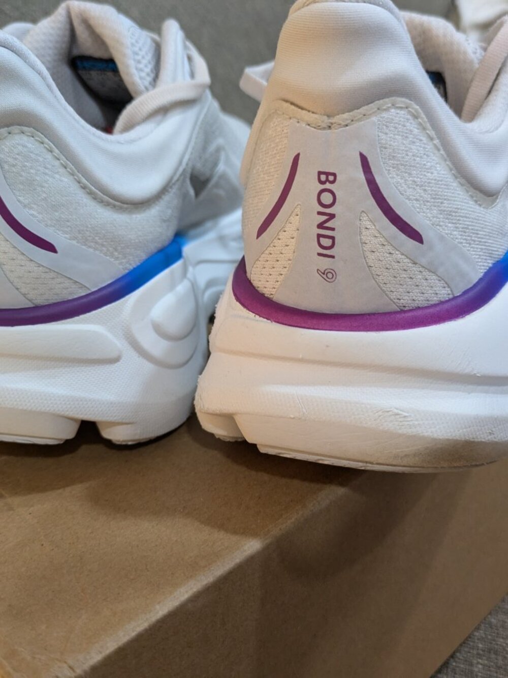 Hoka One One Bondi 9 Shoes Womens Size 8B Multi Color Great Condition - Picture 7 of 8